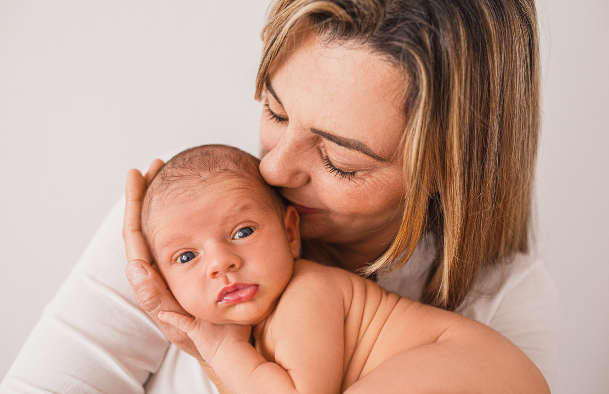 Fotografa familia Curitiba - Newborn bebe estudio menino