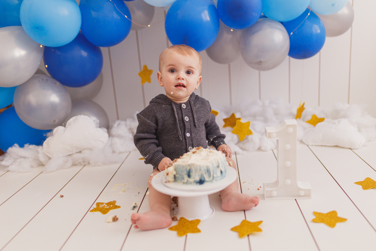 Fotografa familia Curitiba - Smash estrelas balão menino