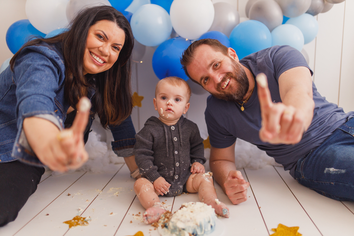 Fotografa familia Curitiba - Smash estrelas balão menino