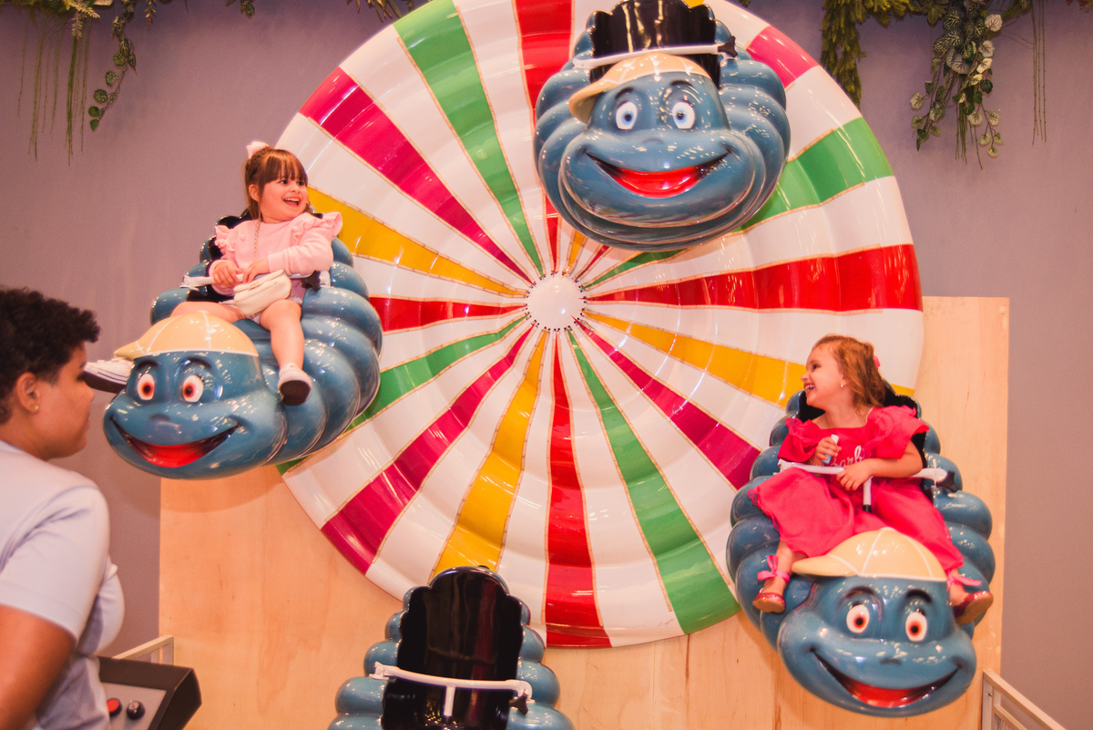 Fotografa familia Curitiba - aniversario barbie 4 anos meninaFotografa familia Curitiba - aniversario barbie 4 anos menina