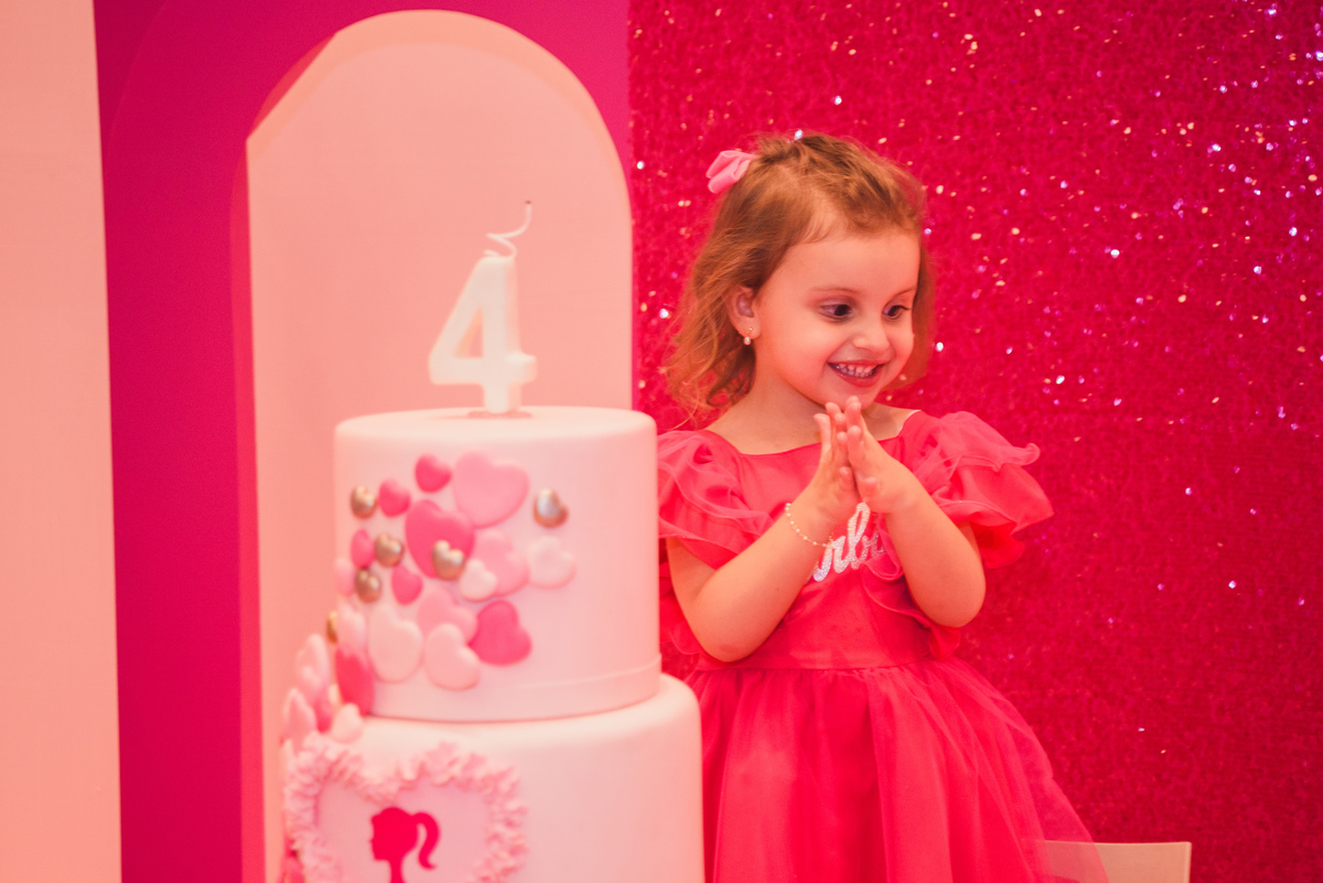 Fotografa familia Curitiba - aniversario barbie 4 anos menina
