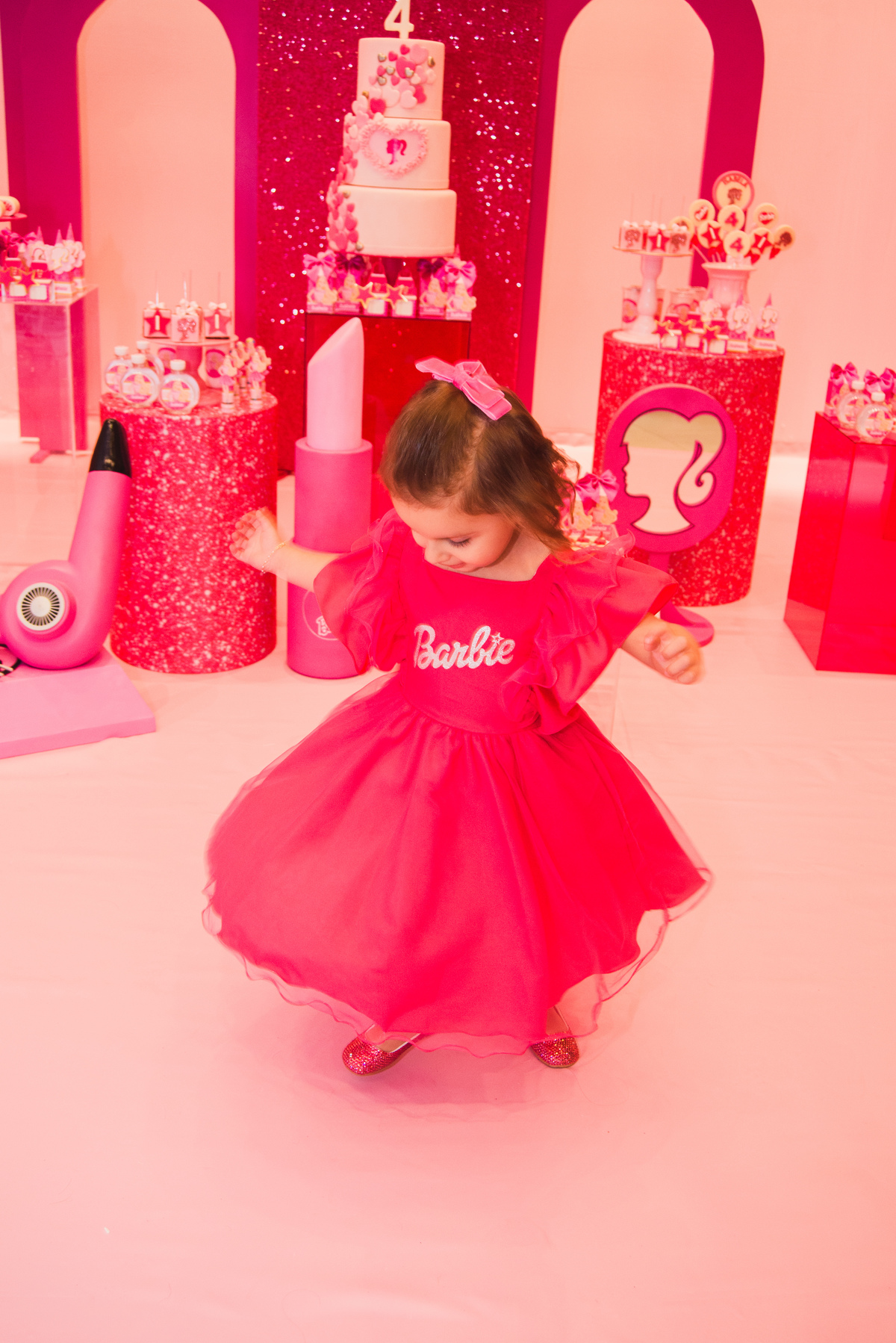 Fotografa familia Curitiba - aniversario barbie 4 anos menina