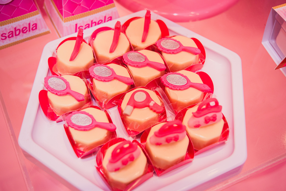 Fotografa familia Curitiba - aniversario barbie 4 anos menina