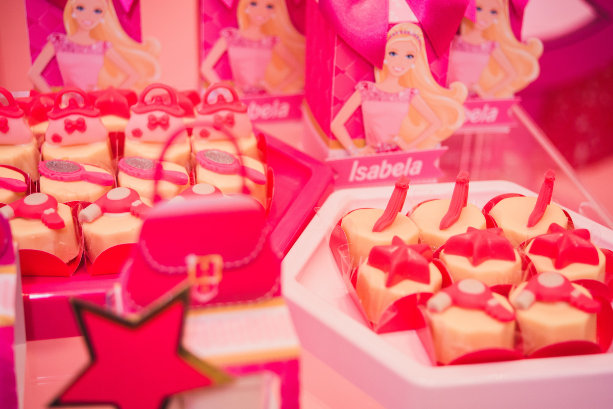 Fotografa familia Curitiba - aniversario barbie 4 anos menina