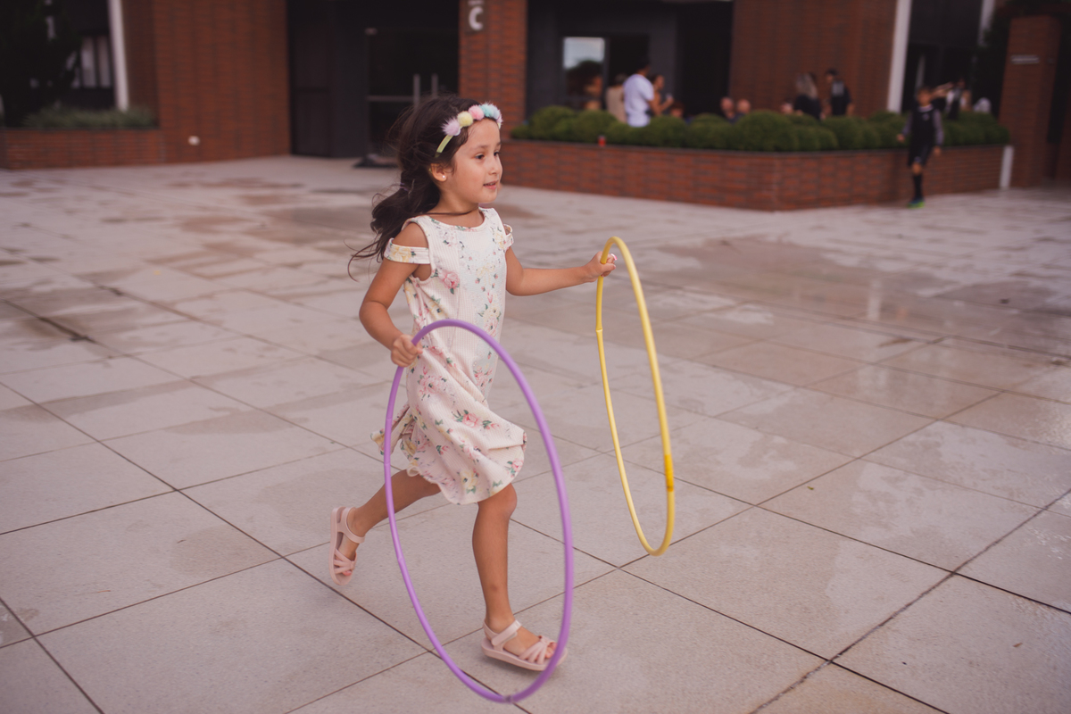 fotografa familia curitiba - aniversário infantil salão de festas  menina
