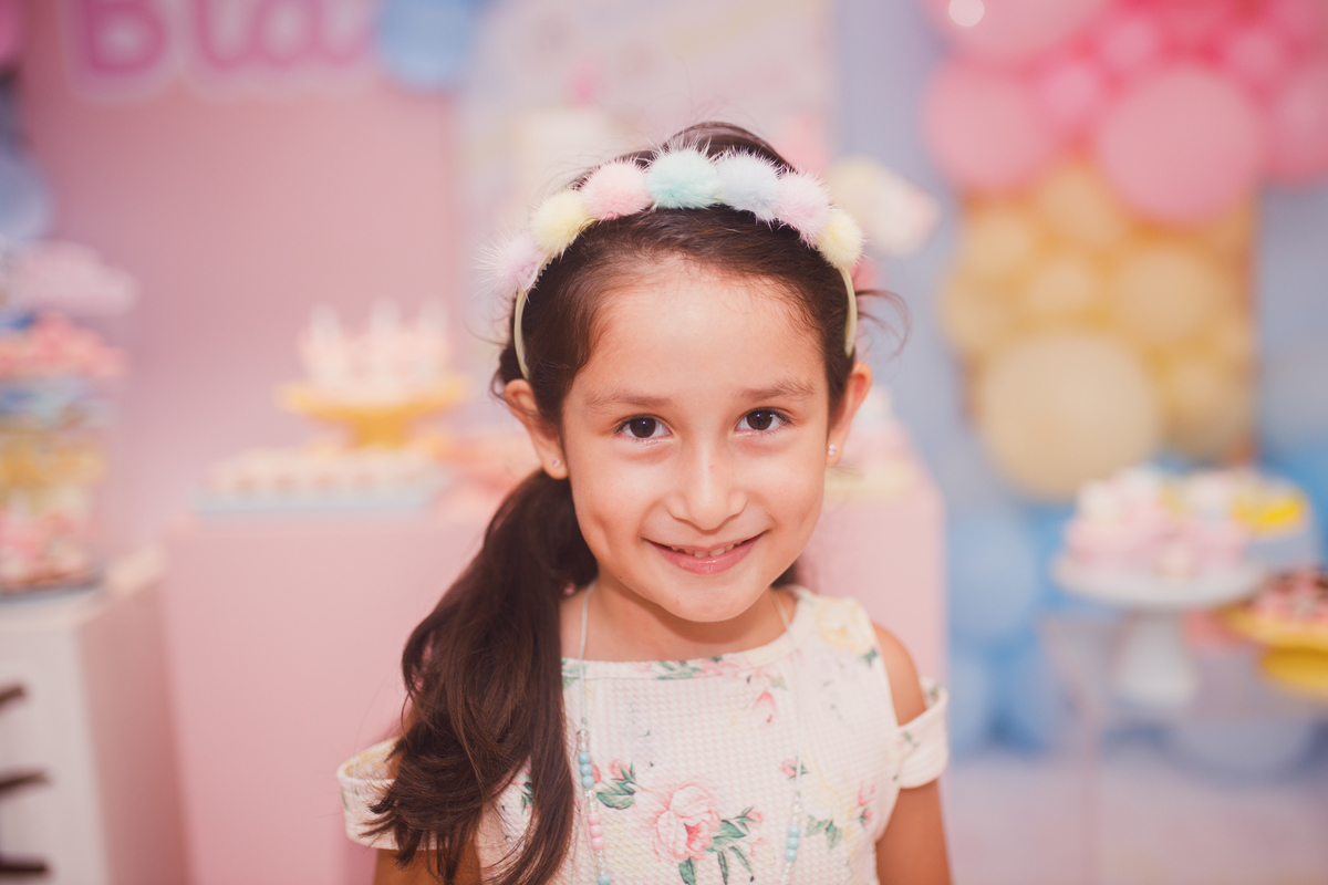 fotografa familia curitiba - aniversário infantil salão de festas  menina