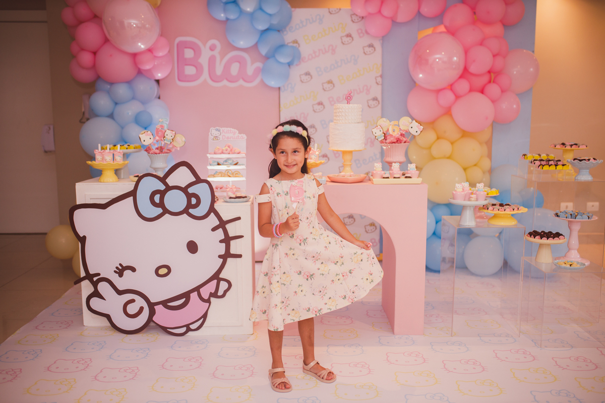 fotografa familia curitiba - aniversário infantil salão de festas  menina