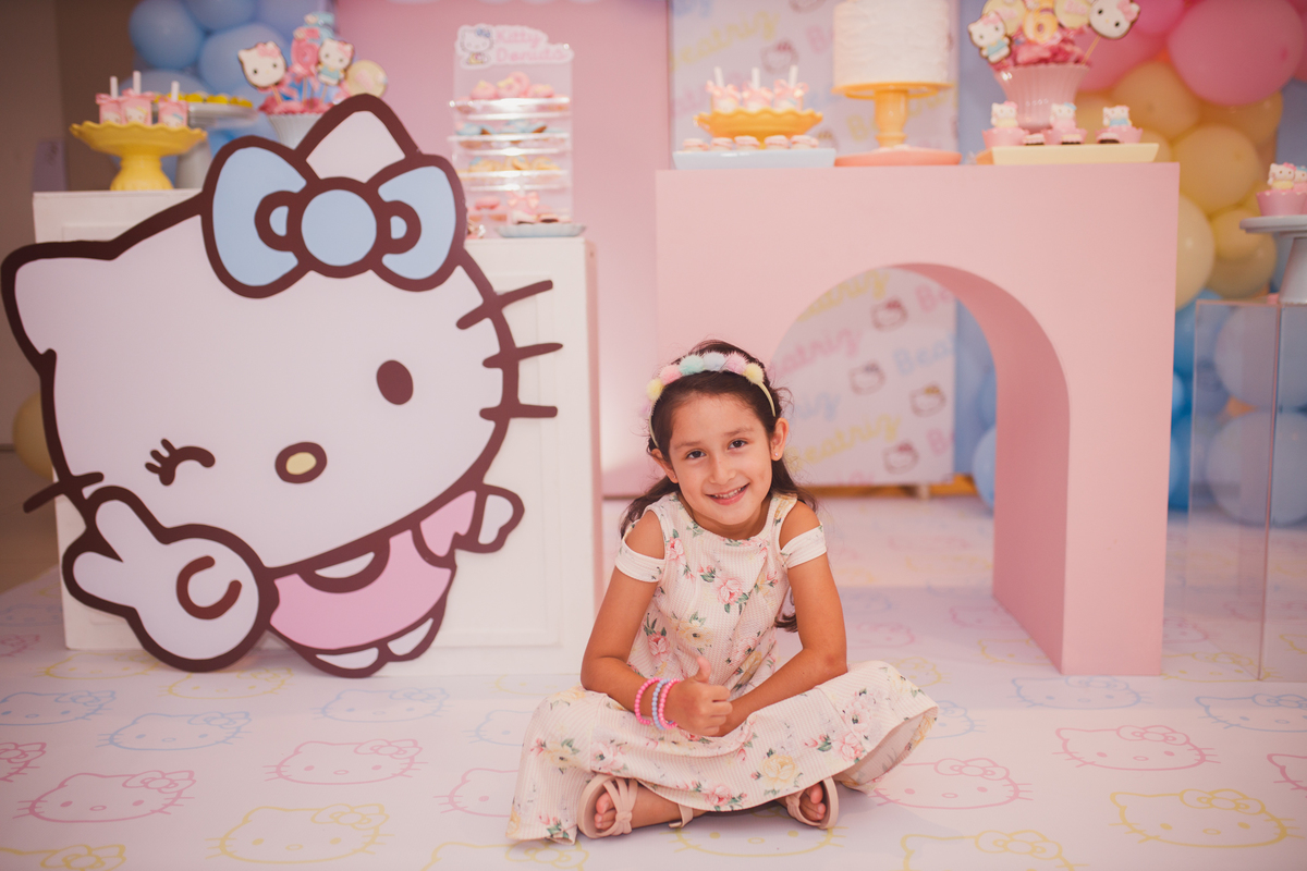 fotografa familia curitiba - aniversário infantil salão de festas  menina