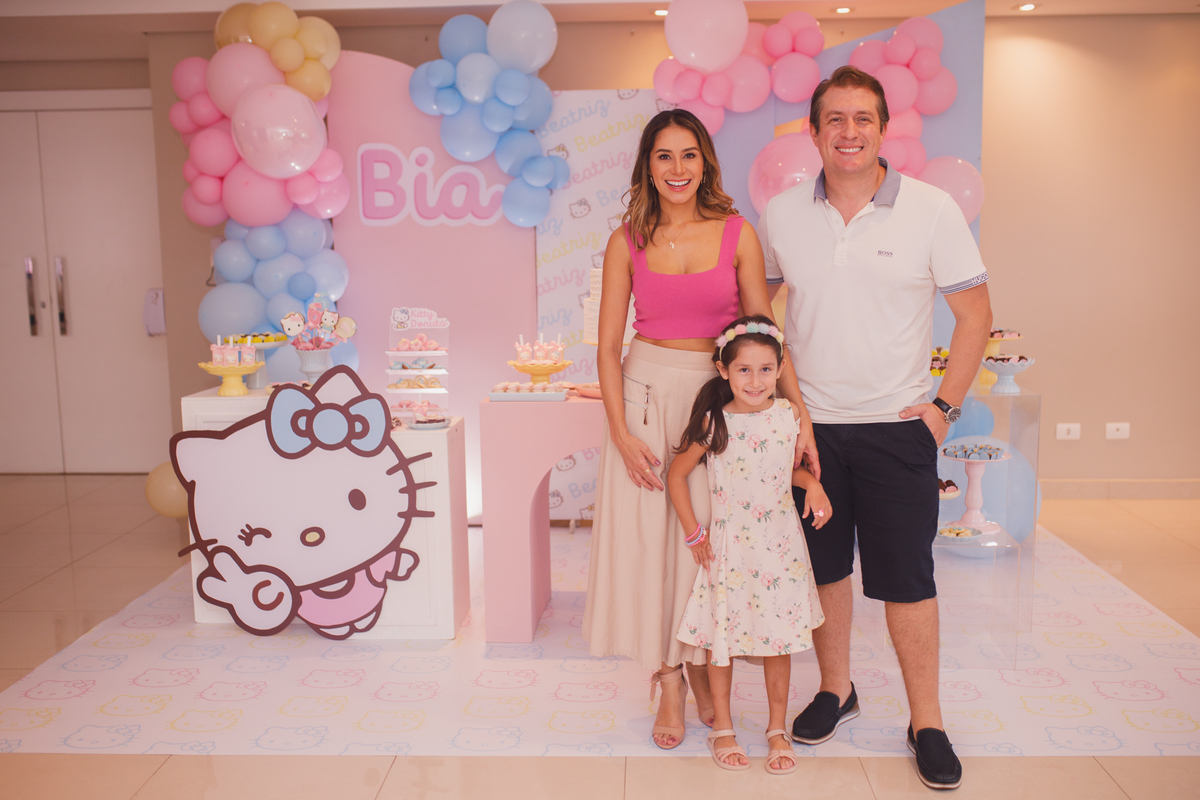 fotografa familia curitiba - aniversário infantil salão de festas  menina