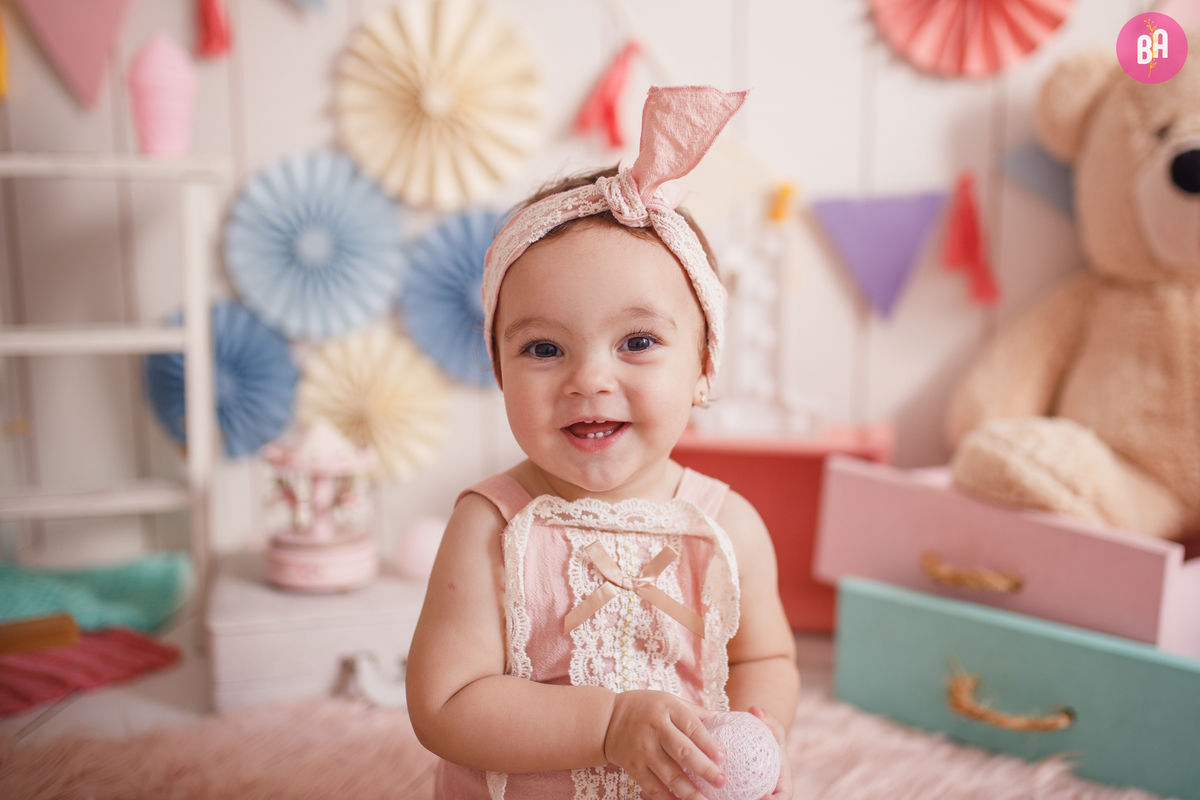 ensaio bebe menina estudio - fotografa familia curitiba
