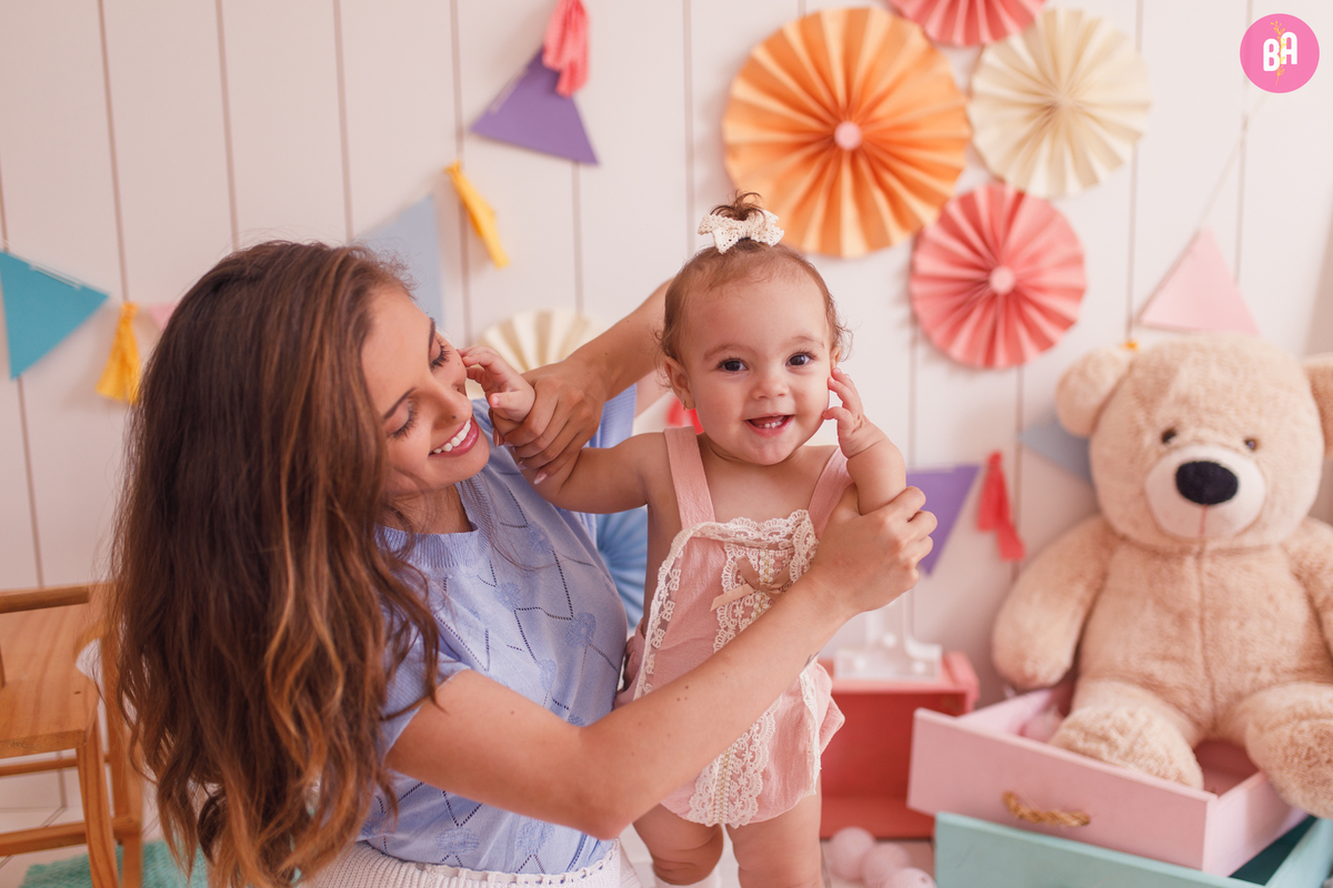 ensaio bebe menina estudio - fotografa familia curitiba