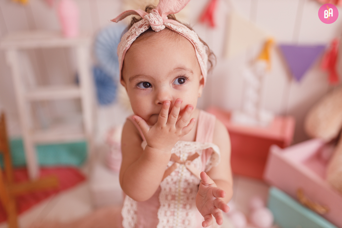 ensaio bebe menina estudio - fotografa familia curitiba