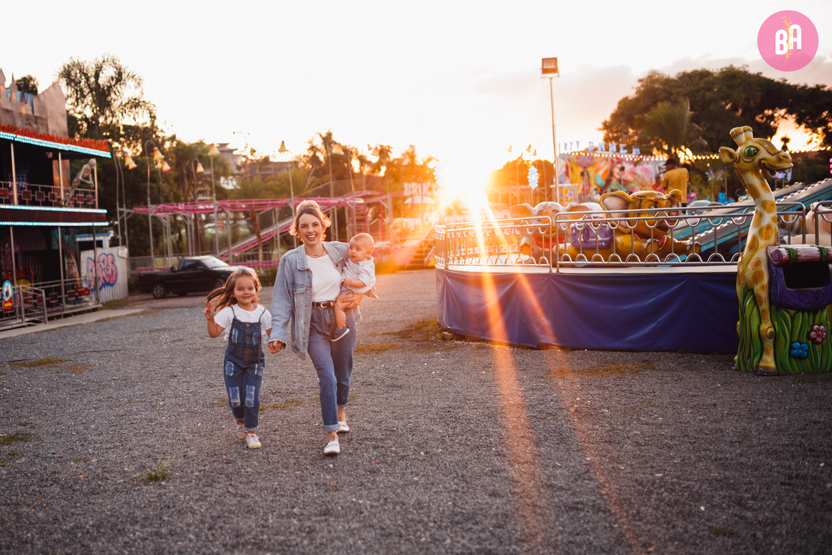 fotógrafa_curitiba_bebê_6meses_família_parquedediversão
