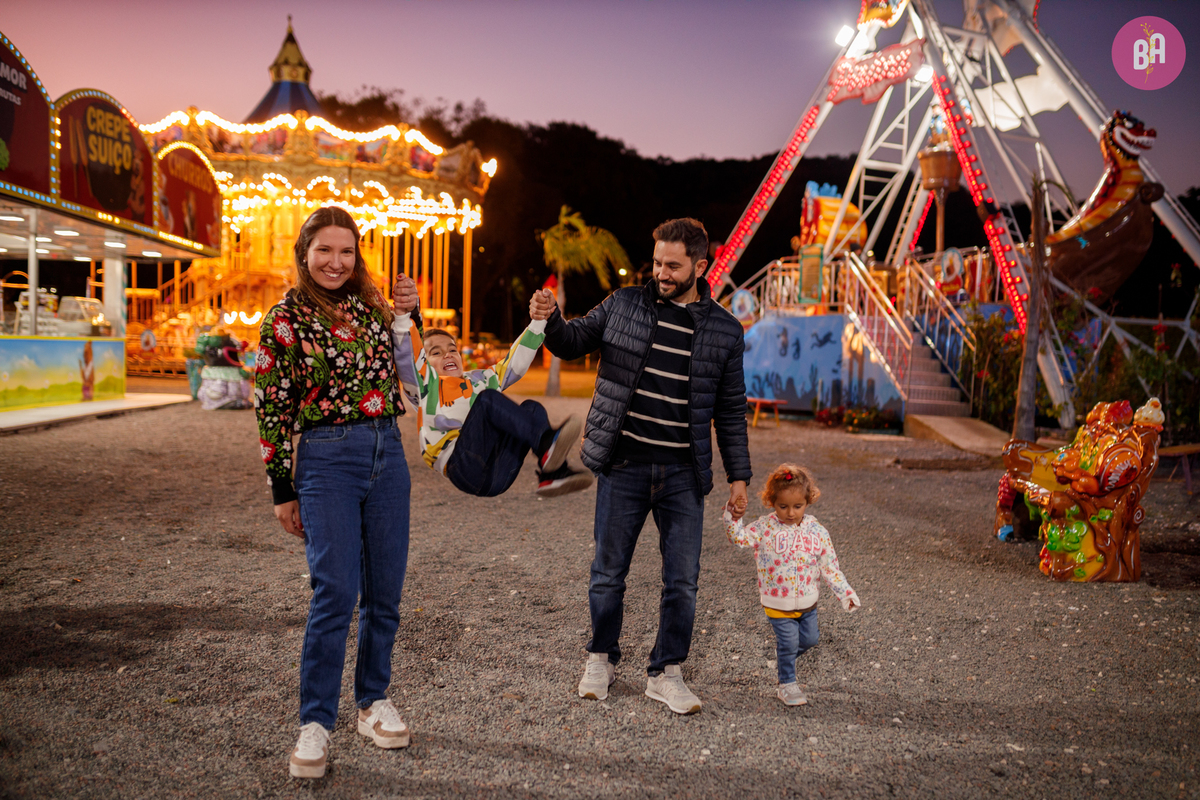 fotógrafa_curitba_família_parque_de_diversões