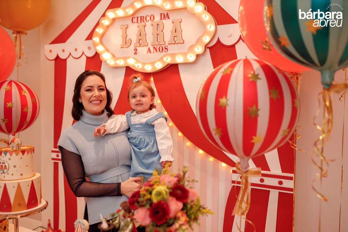 fotografa da familia curitiba - aniversario menina circo