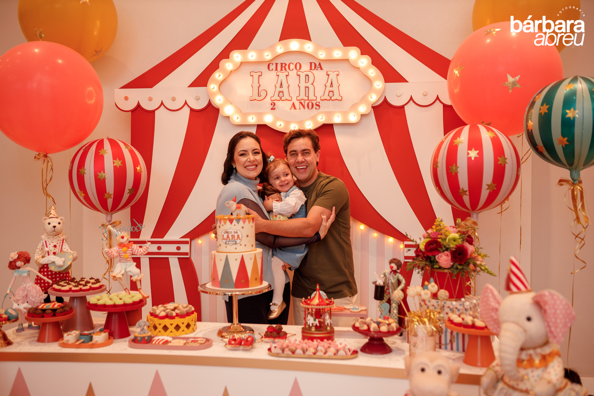 fotografa da familia curitiba - aniversario menina circo