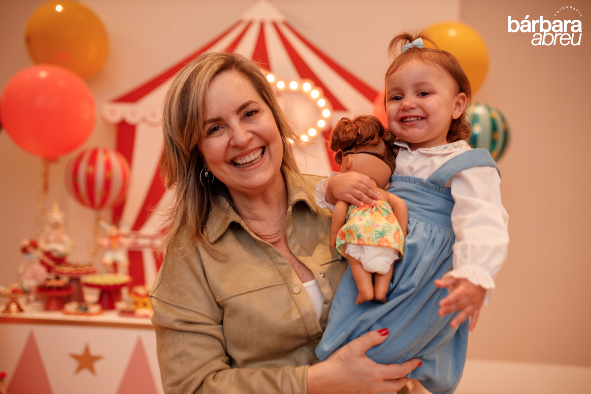 fotografa da familia curitiba - aniversario menina circo