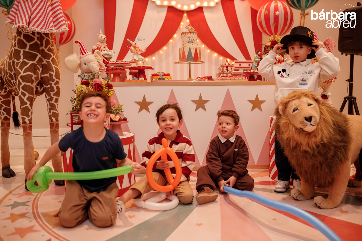 fotografa da familia curitiba - aniversario menina circo