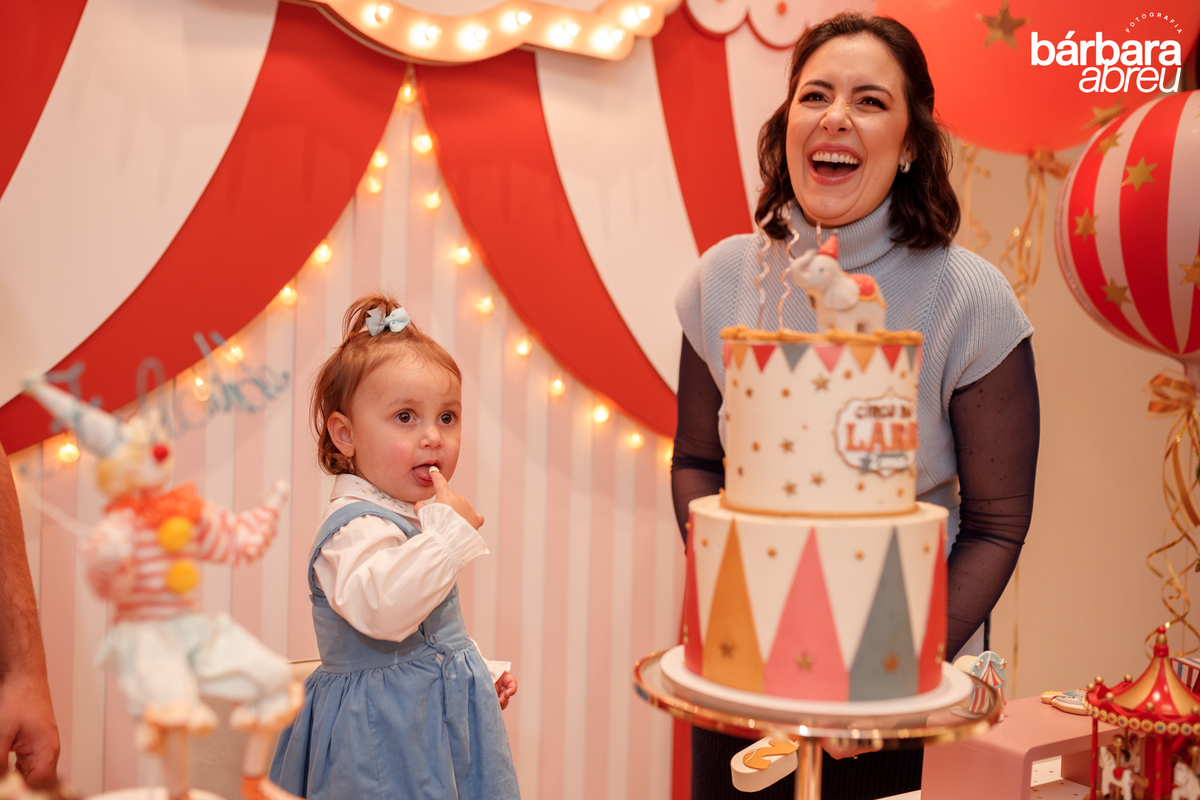 fotografa da familia curitiba - aniversario menina circo