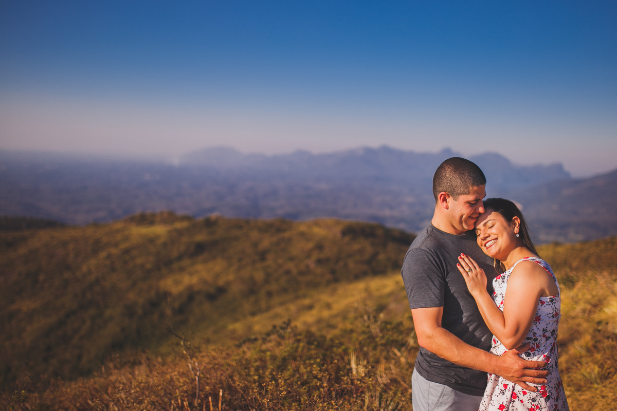 fotografa de familia curitiba - casal Liege e Bruno - montanha