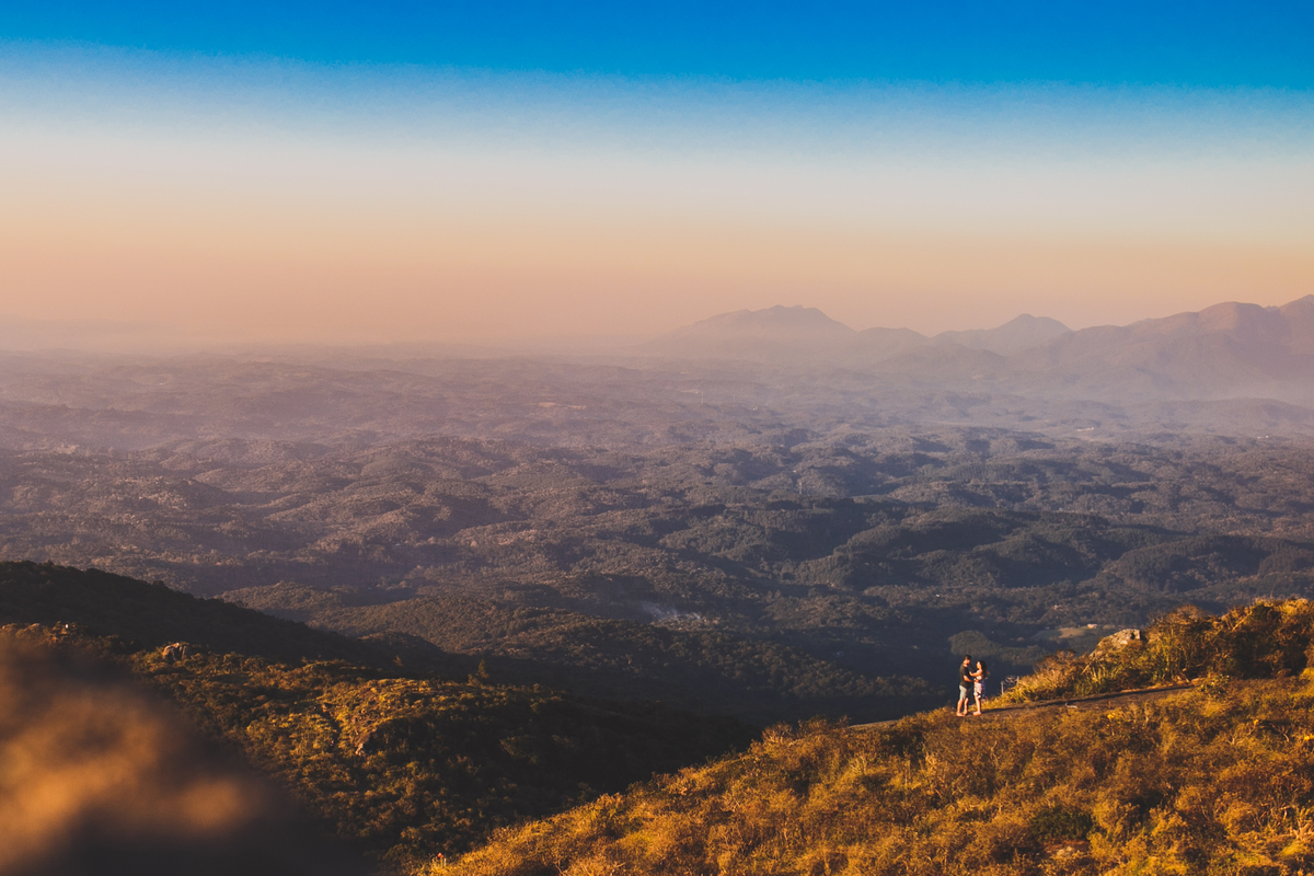 fotografa de familia curitiba - casal Liege e Bruno - montanha