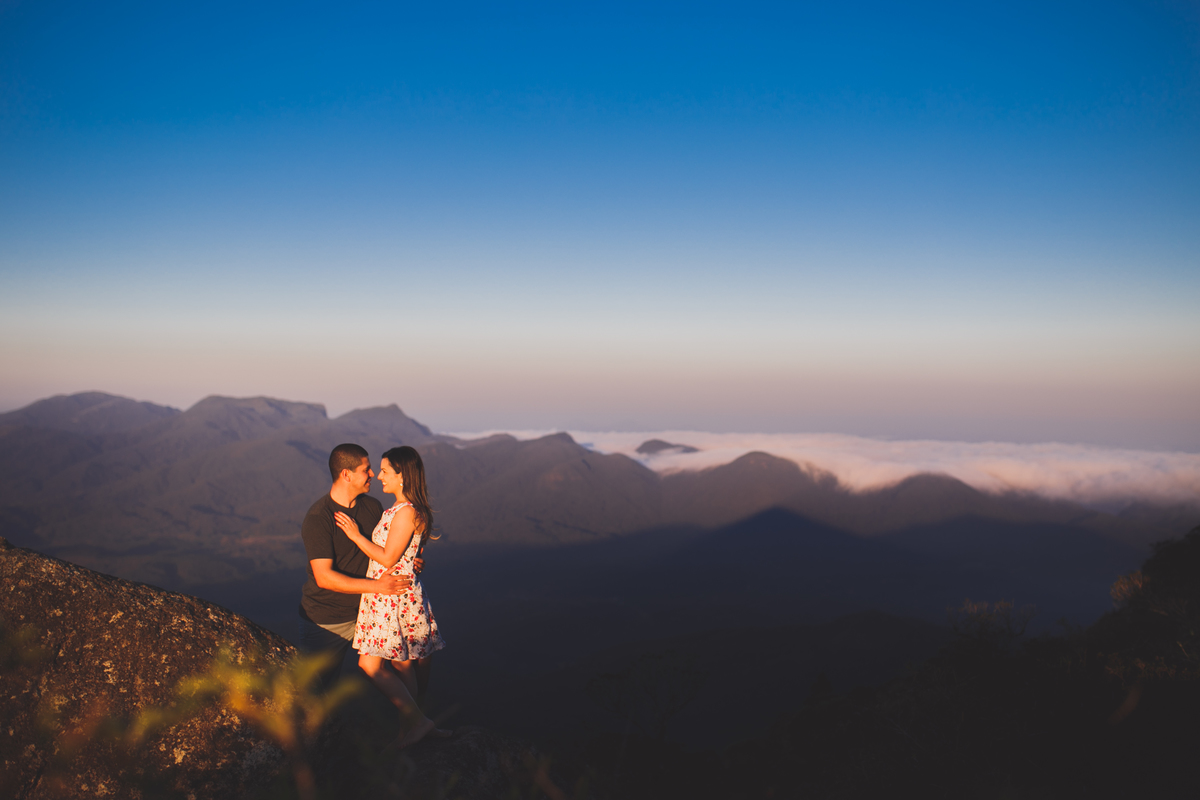 fotografa de familia curitiba - casal Liege e Bruno - montanha