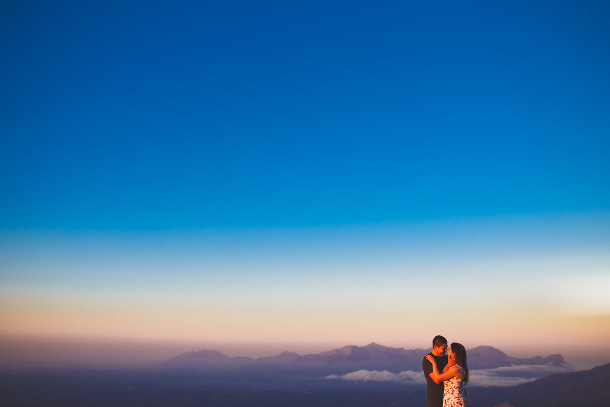 fotografa de familia curitiba - casal Liege e Bruno - montanha