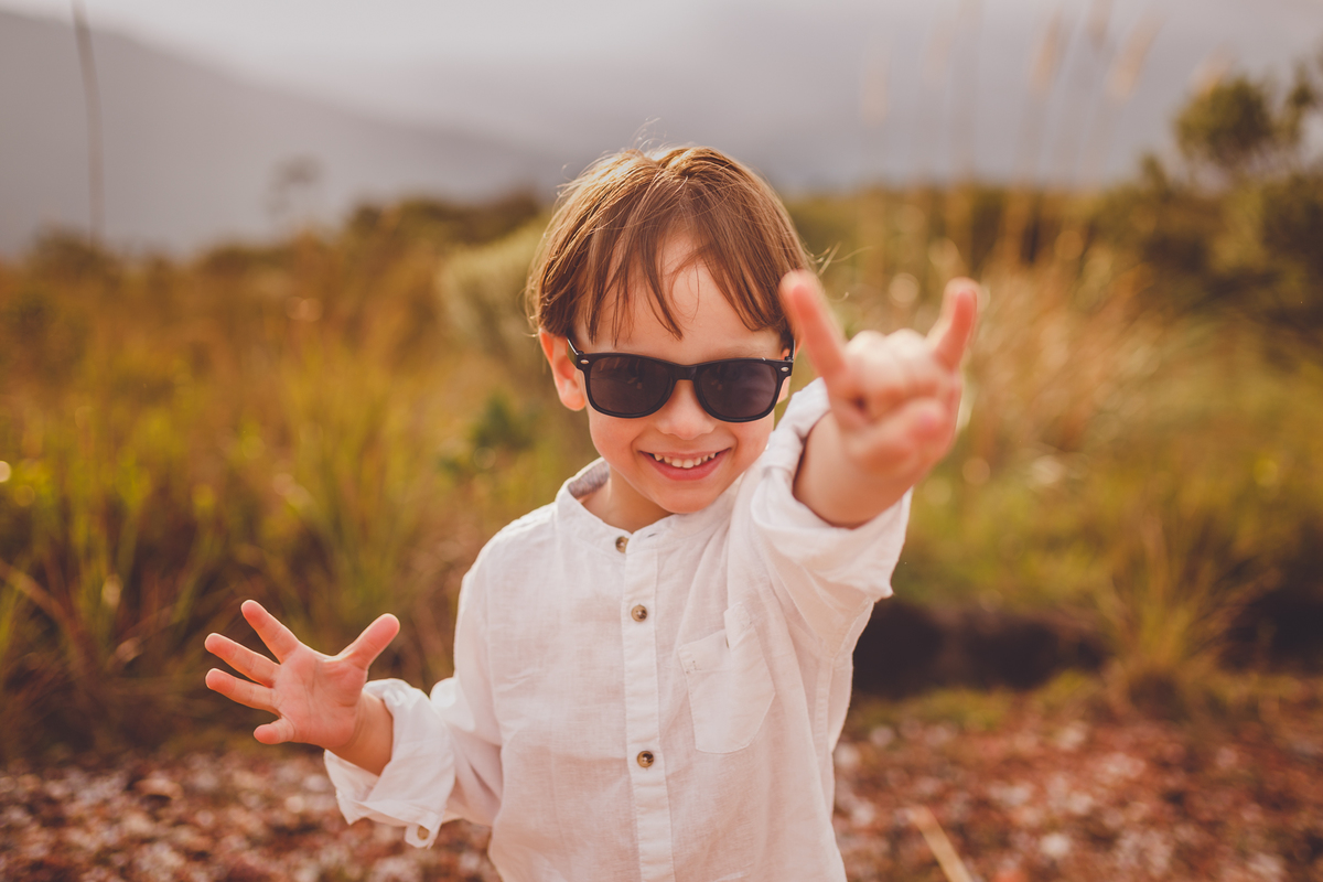 fotografa familia curitiba - Pedro na montanha