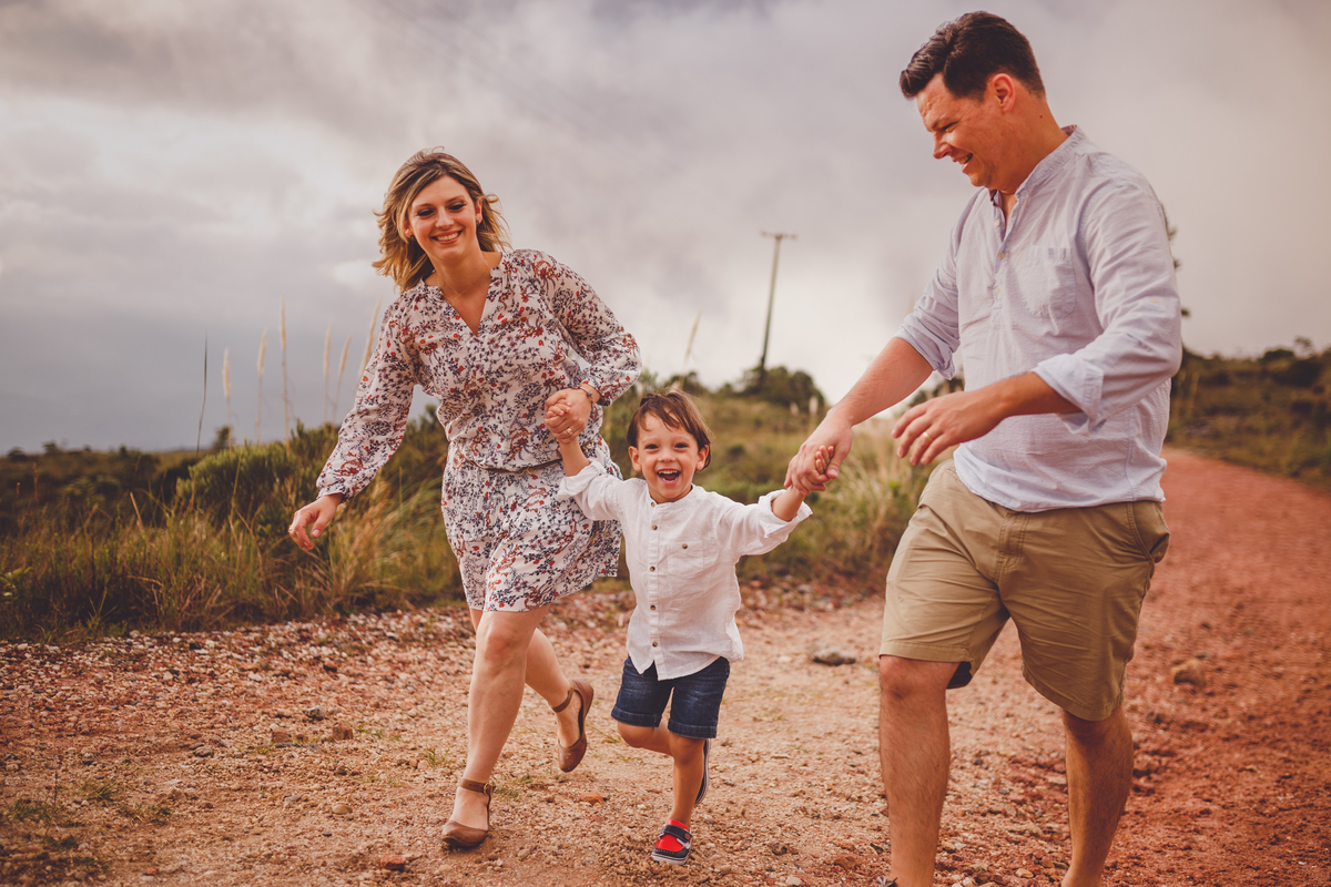 fotografa familia curitiba - Pedro na montanha