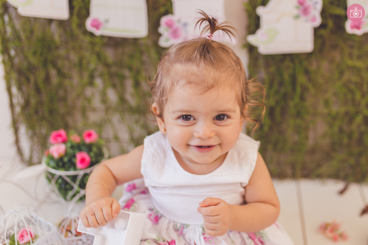 fotografa familia curitiba - ensaio smash the cake Sarah - bolo