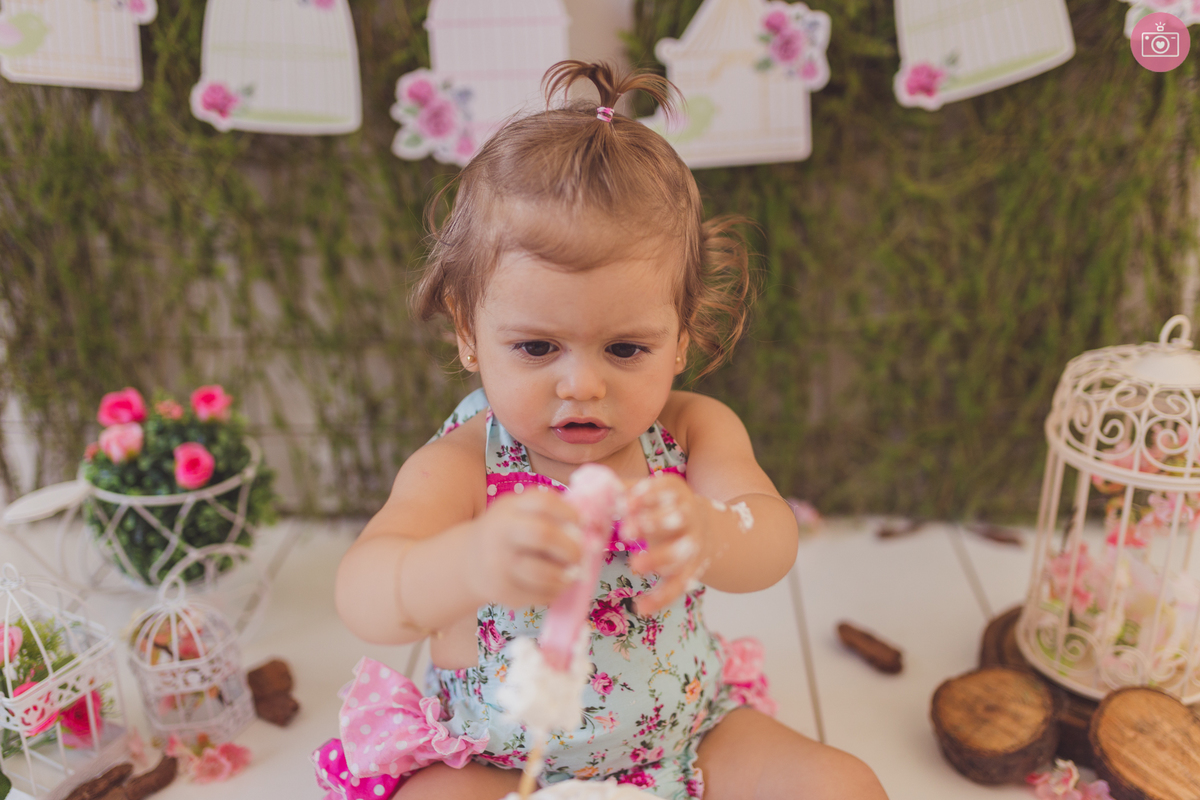 fotografa familia curitiba - ensaio smash the cake Sarah - bolo