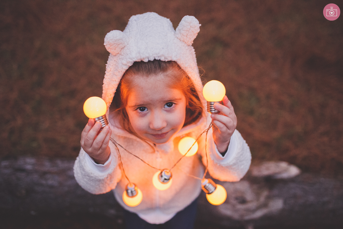 fotografa familia curitiba - acompanhamento trimestral - julia 9 meses - acampamento na floresta
