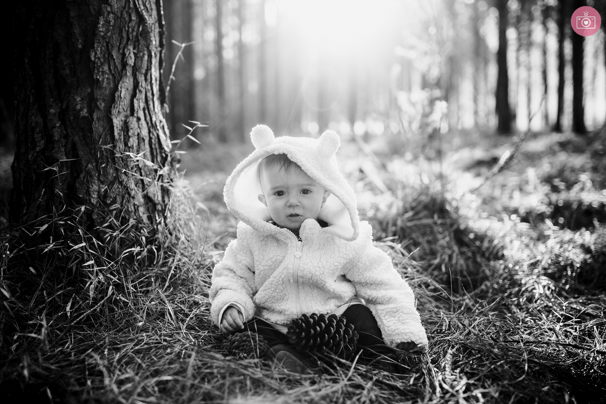 fotografa familia curitiba - acompanhamento trimestral - julia 9 meses - acampamento na floresta