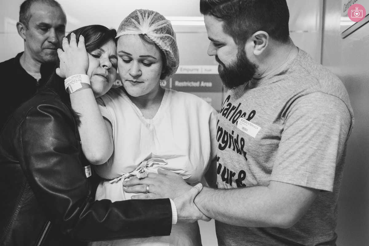 fotografa familia curitiba - nascimento gêmeos Helena e Arthur