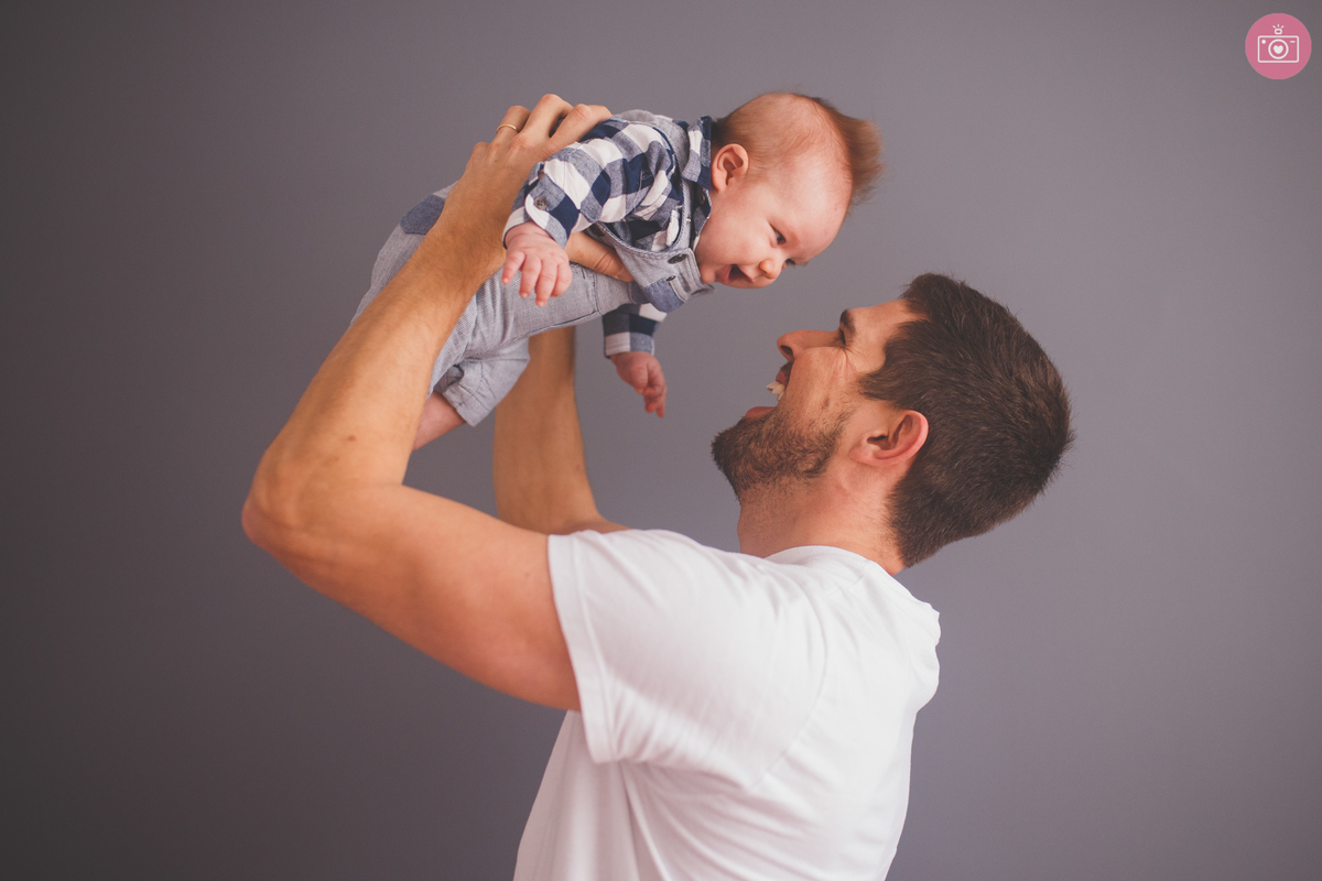 fotografa familia curitiba - acompanhamento 4 meses Antonio studio