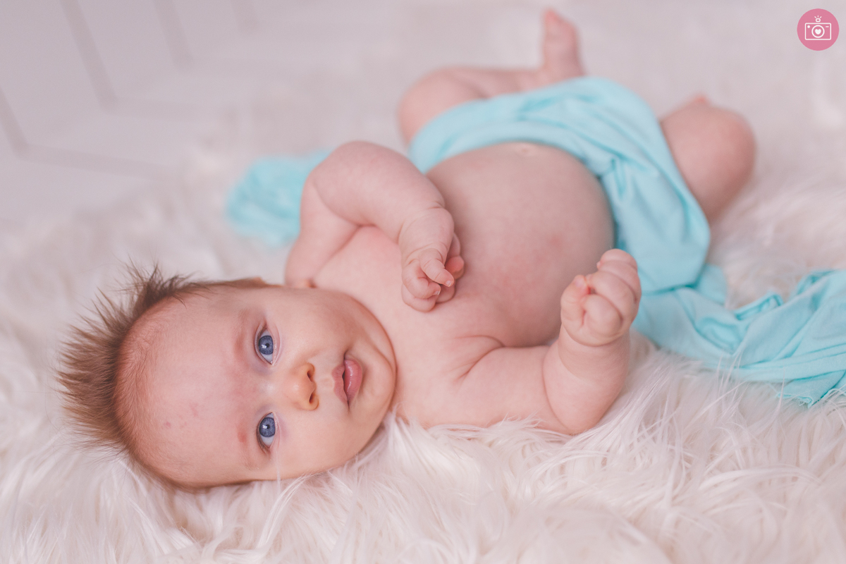 fotografa familia curitiba - acompanhamento 4 meses Antonio studio