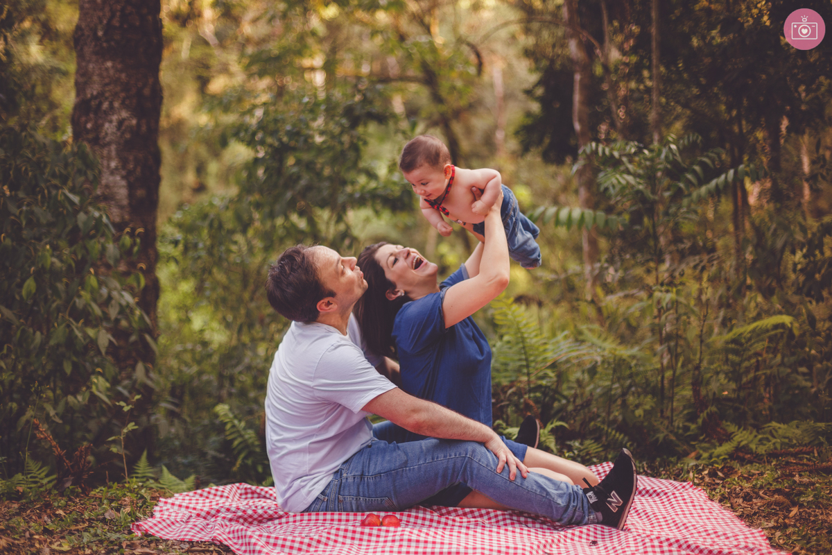 fotografa familia curitiba - ensaio externo bebe- acompanhamento trimestral