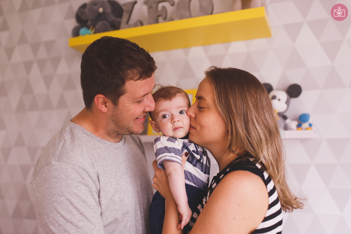 fotografa familia curitiba - lifestyle Leo 4 meses