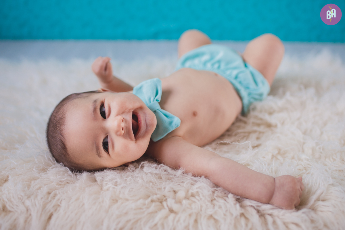 fotografa familia Curitiba - acompanhamento estúdio 5 meses 