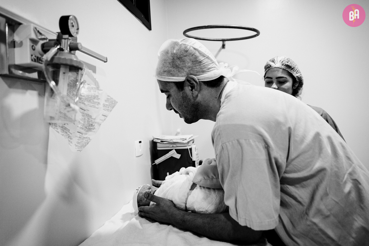 fotografa familia curitiba - nascimento hospital Santa Cruz - bebe leonardo