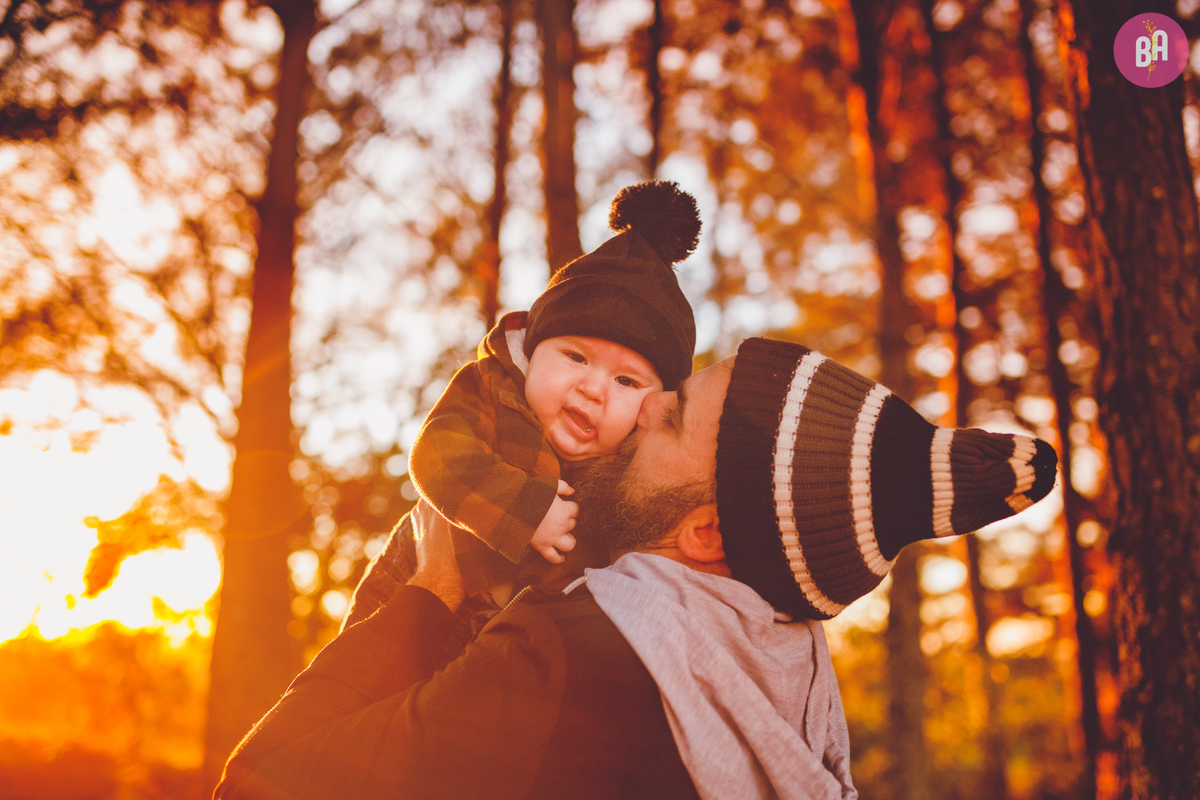 fotografa familia curitiba - acompanhamento bimestral - ensaio externo nascer do sol - bebe