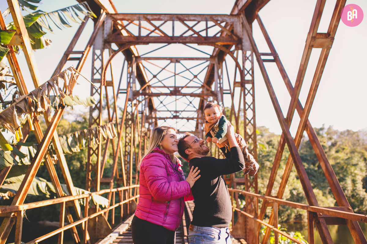 fotografa familia curitiba - acompanhamento trimestral bebe - ensaio externo Antonina morretes
