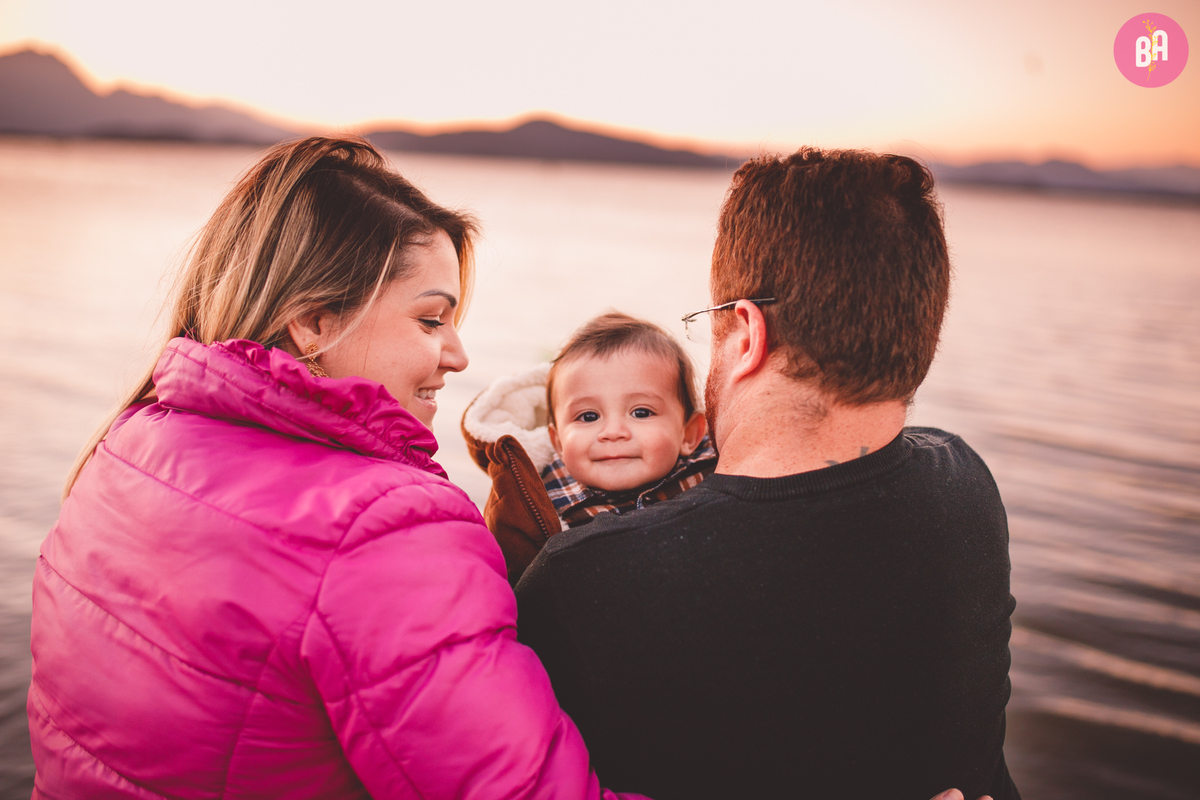 fotografa familia curitiba - acompanhamento trimestral bebe - ensaio externo Antonina morretes