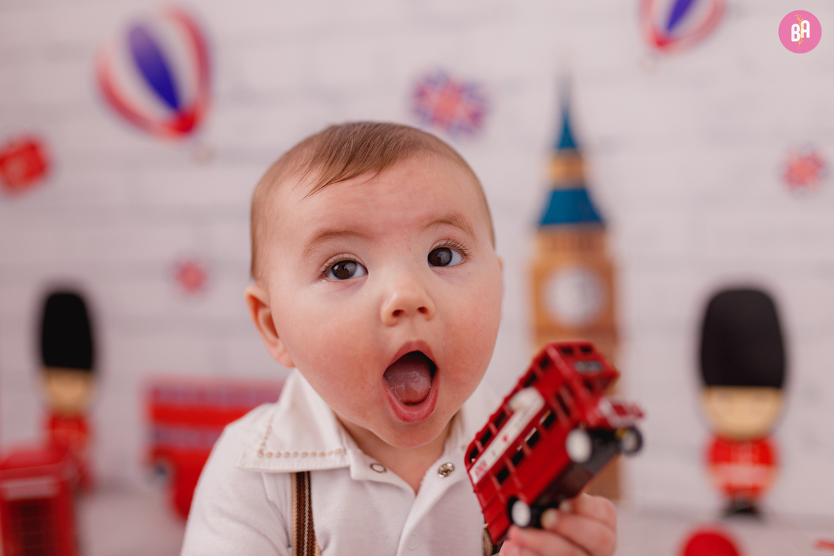 fotografa familia Curitiba - acompanhamento mensal estudio bebe - Artur 6 meses