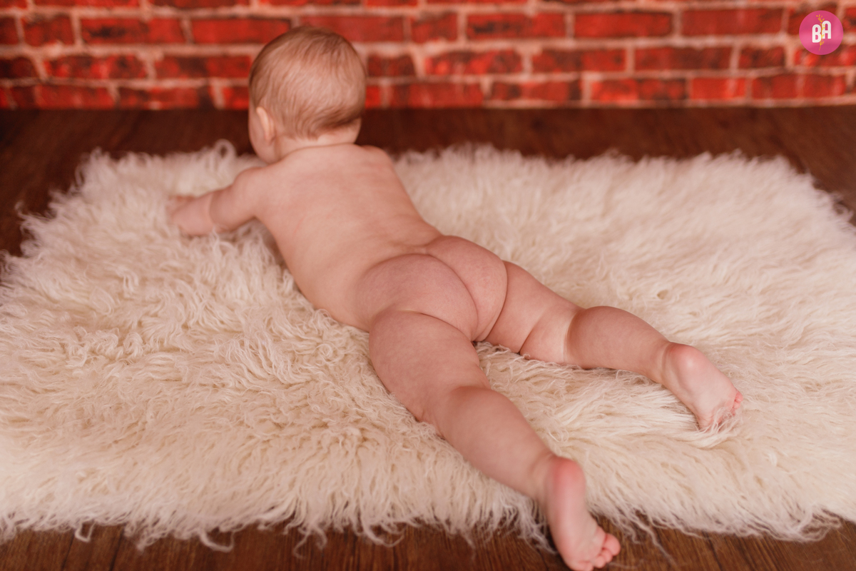 fotografa familia Curitiba - acompanhamento mensal estudio bebe - Artur 6 meses