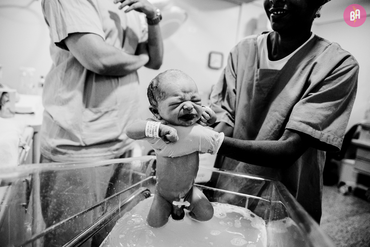 fotografa familia curitiba - nascimento hospital Santa Cruz menino