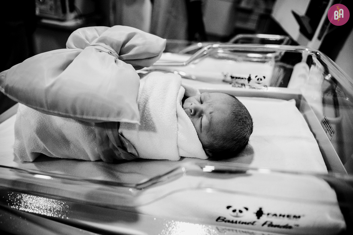 fotografa familia curitiba - nascimento hospital Santa Cruz menino