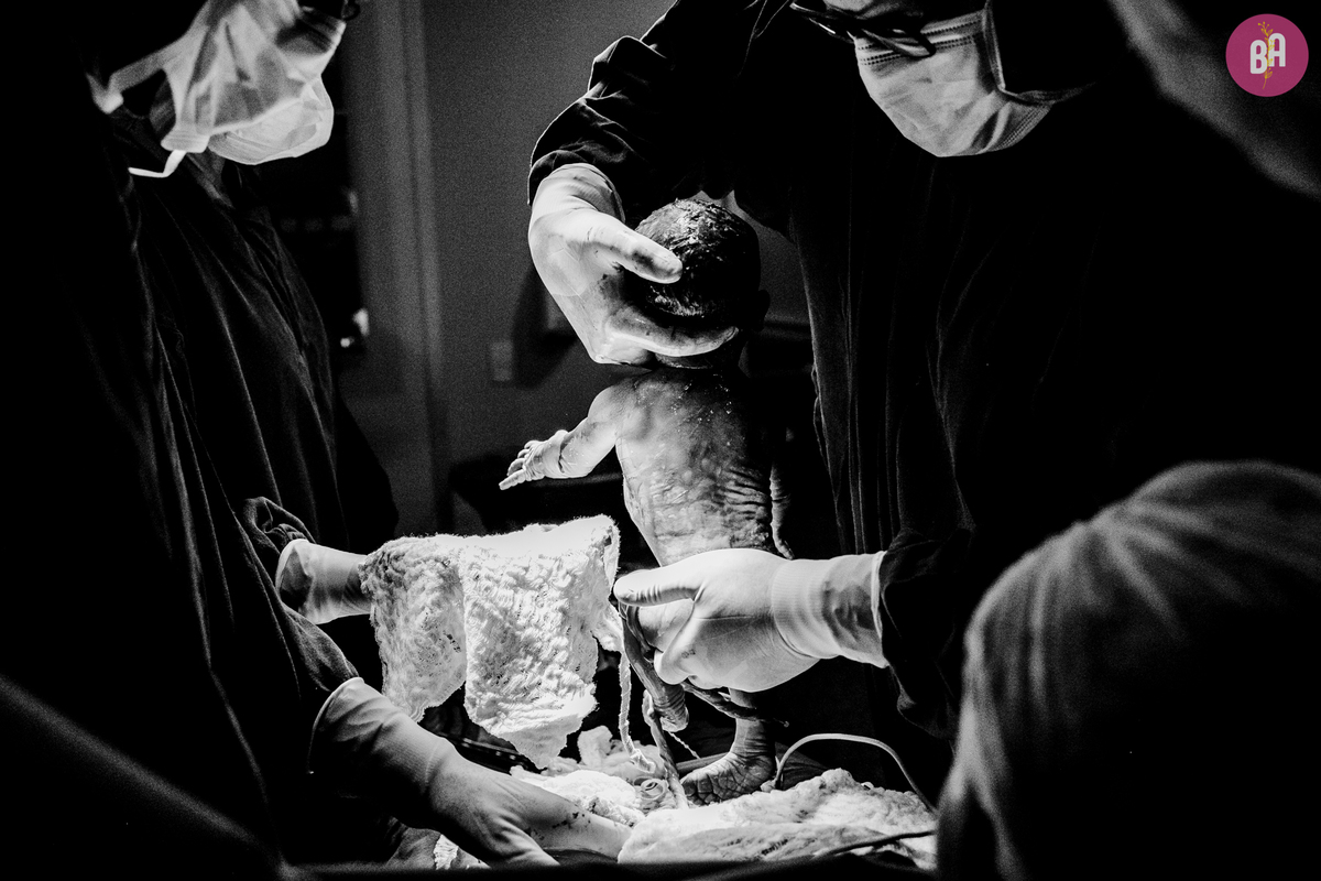 fotografa familia curitiba - nascimento hospital Santa Cruz menino