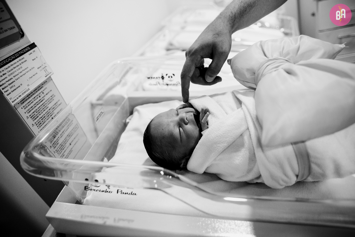 fotografa familia curitiba - nascimento hospital Santa Cruz - henrique