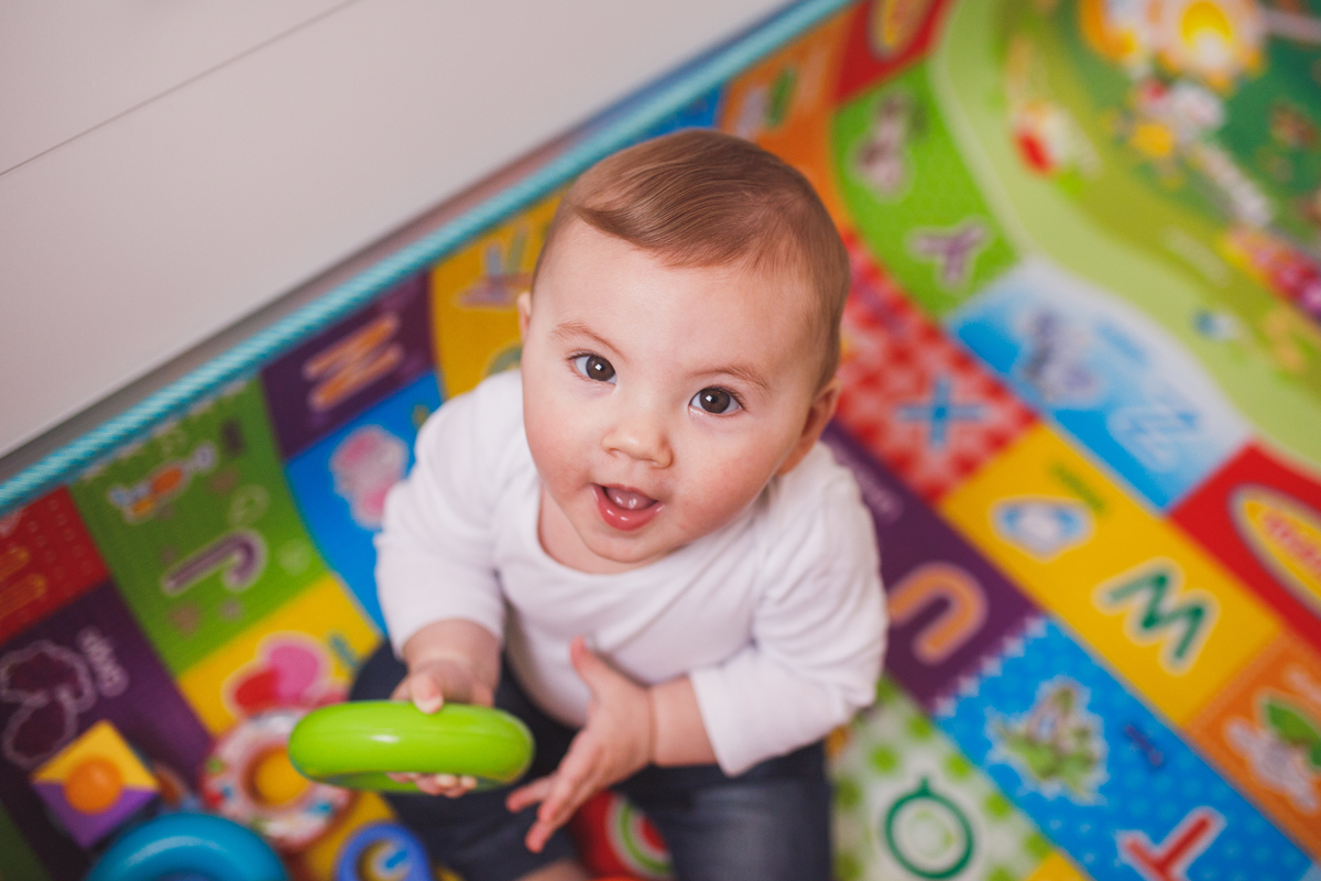 fotografa familia em curitiba - ensaio lifestyle Artur 7 meses